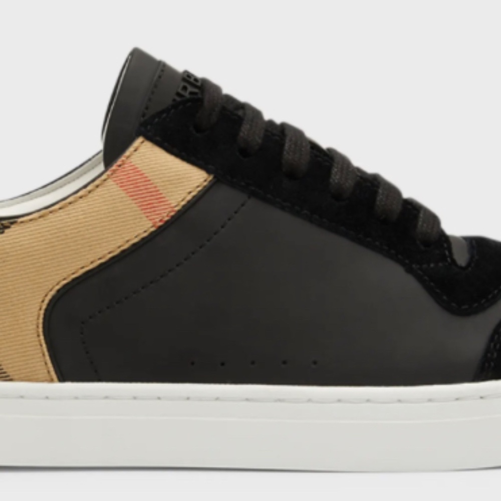 BURBERRY SNEAKERS - Picture 2 of 5